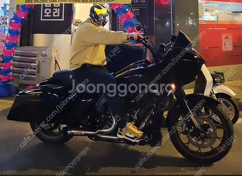 할리 로글st클럽스타일 팝니다. 로드글라이드st/캠핑카...--1