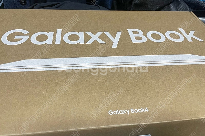 NT750XGR-A31AS 실버 미개봉 팝니다--3