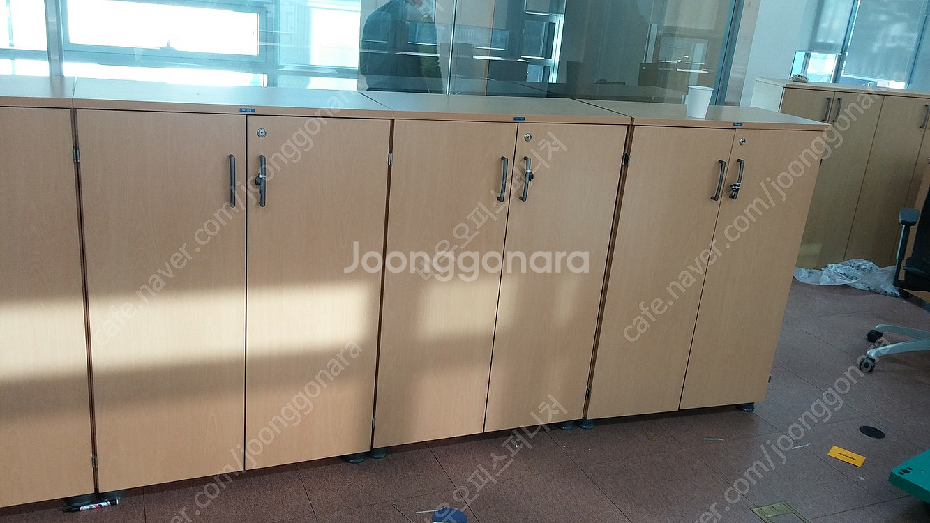 퍼시스 A급 6단책장 3단책장 화이트책장 옷장을 판매합...--3
