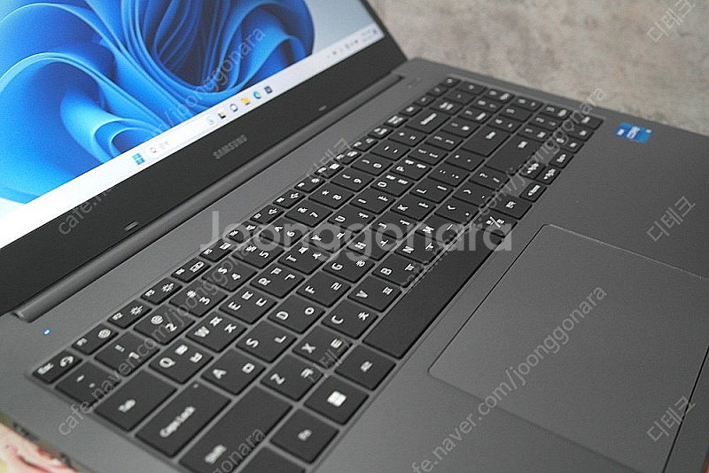 삼성전자 노트북플러스2 NT551XDA 판매합니다.--1