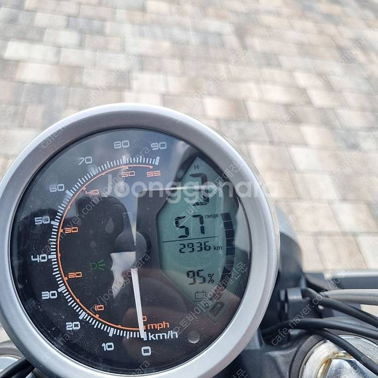 [점검완료]슈퍼쏘코 TC 22년식 2천KM 깔끔한바이크...--9