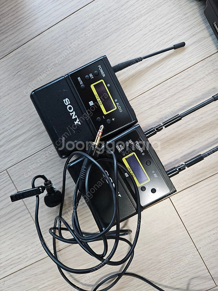 UWP-D21 2set , UWP-D11 1set, 하드케이스까지 일괄 판매합니다 (총 무선마이크 3셋)--1