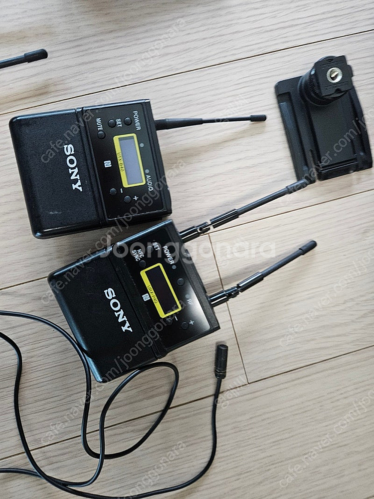 UWP-D21 2set , UWP-D11 1set, 하드케이스까지 일괄 판매합니다 (총 무선마이크 3셋)--2