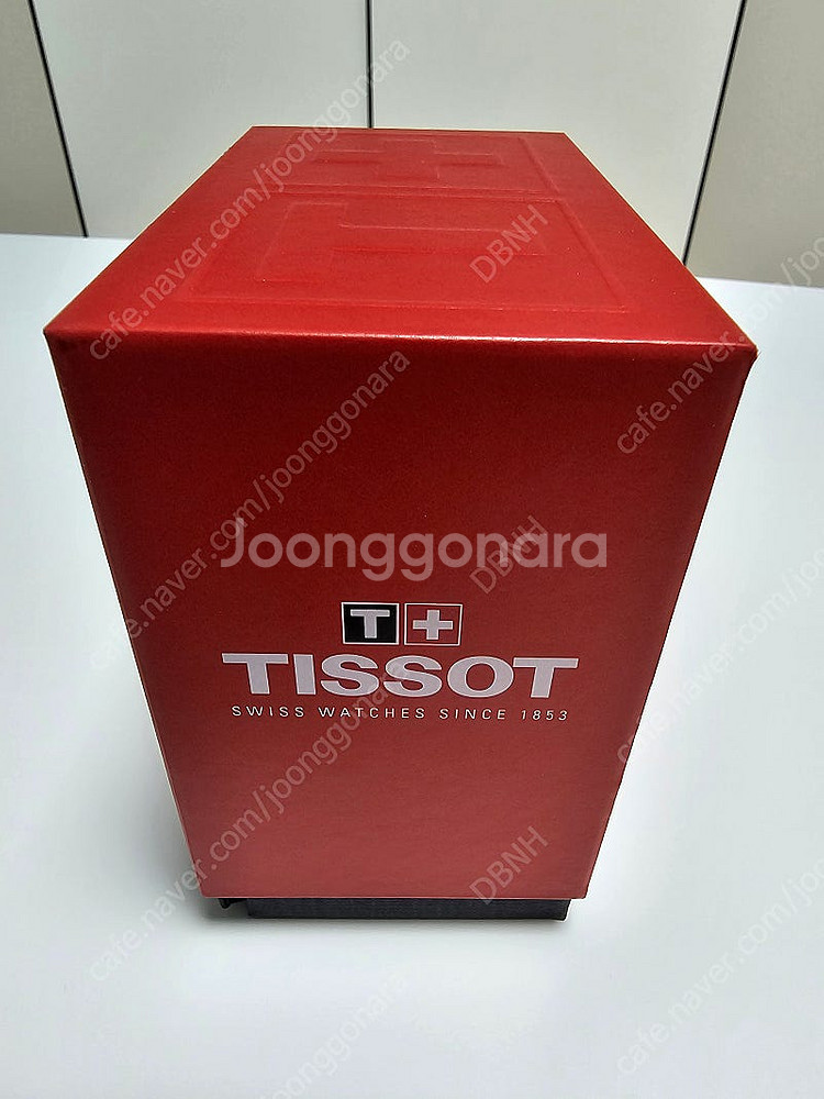 티쏘 시계 트레디션 퍼페츄얼 캘린더 검판 팝니다.--3