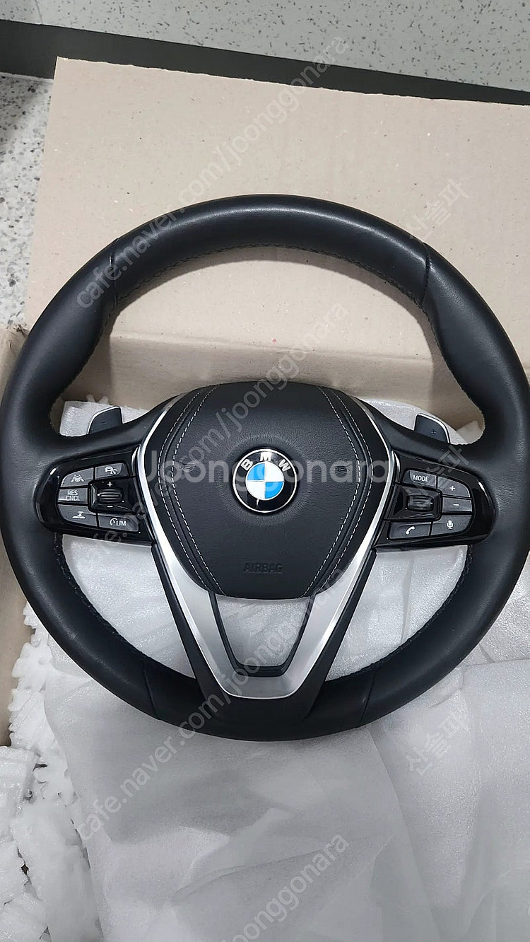 BMW g30 id6 핸들 (상태 A급)--0