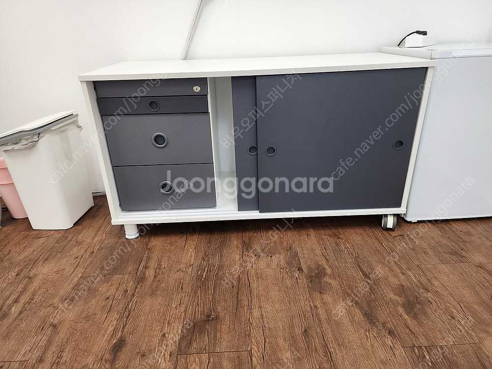 퍼시스 A급 6단책장 3단책장 화이트책장 옷장을 판매합...--6