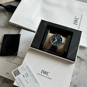 IWC 빅파일럿 워치 43mm 검판