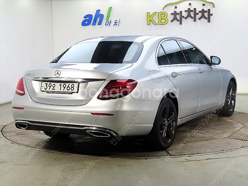 벤츠E-클래스 W213 E220d 아방가르드@중고차@2...--3