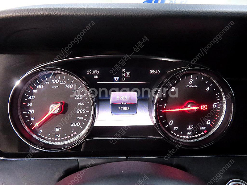 벤츠E-클래스 W213 E220d 아방가르드@중고차@2...--6