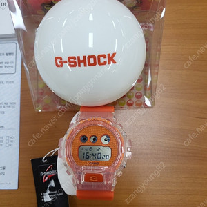 카시오 지샥 G-SHOCK DW-6900GL-4DR 판매합니다.