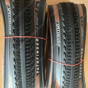패스파인더 700x38c 자전거 타이어 2개