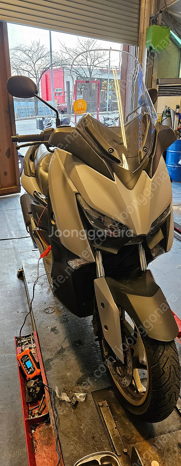 xmax300--0