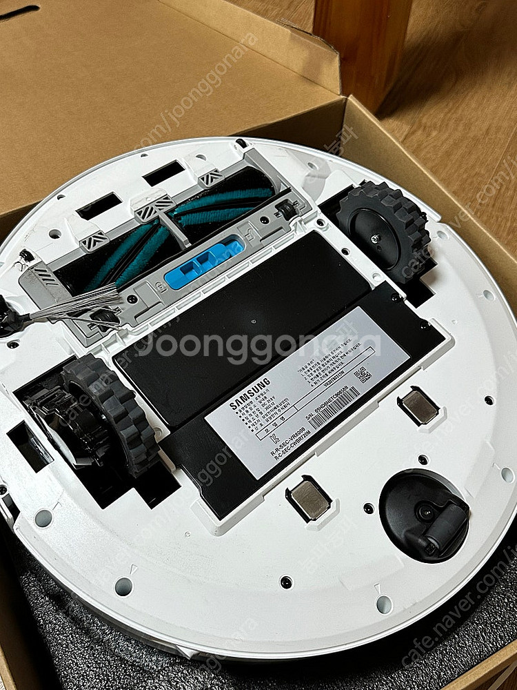 삼성비스포크제트봇 로봇청소기 VR30T80313W--2