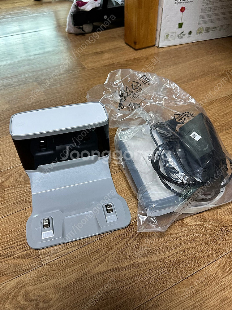 삼성비스포크제트봇 로봇청소기 VR30T80313W--5
