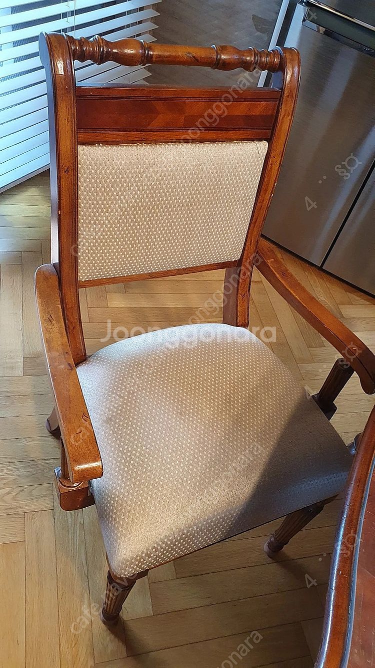 미라지가구 엔틱식탁 6인용 엔틱의자 총6개--3