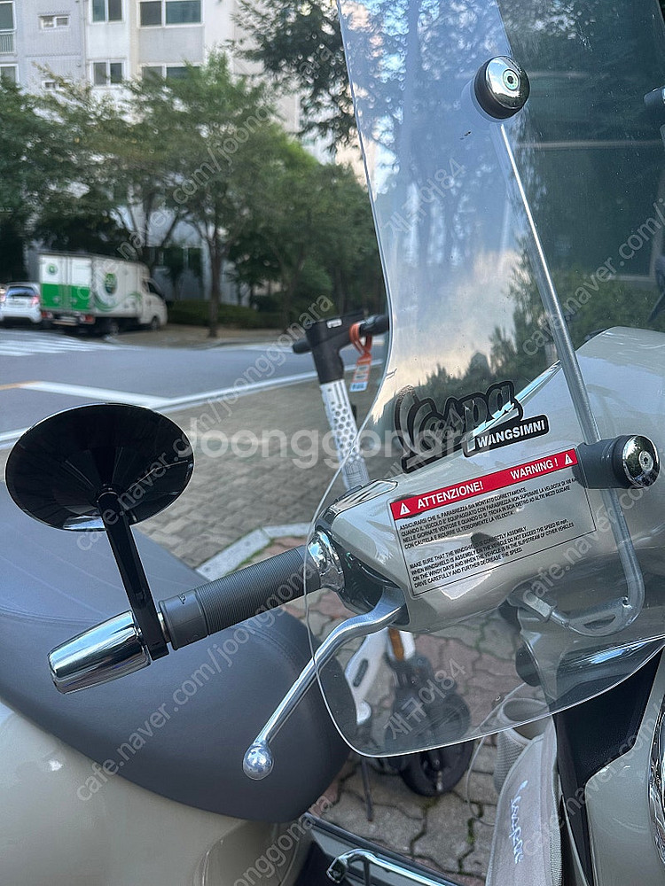 베스파 300--3