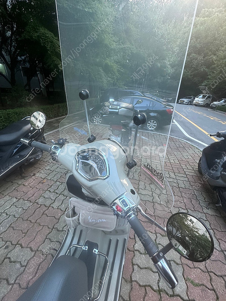 베스파 300--4