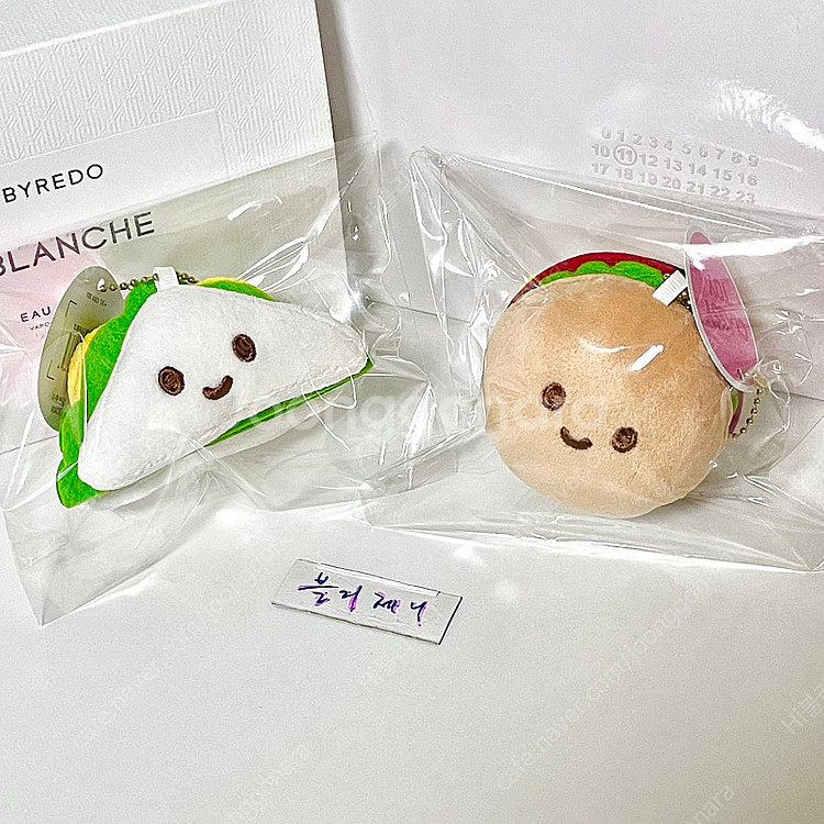 미개봉 새상품) 샌드위치 햄버거 인형 키링 , 가방걸이--0