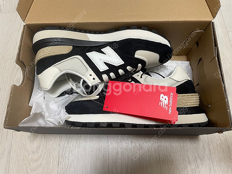 뉴발 574 레거시 블랙앙고라 230--2