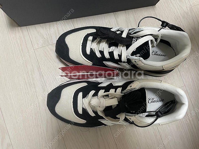뉴발 574 레거시 블랙앙고라 230--3