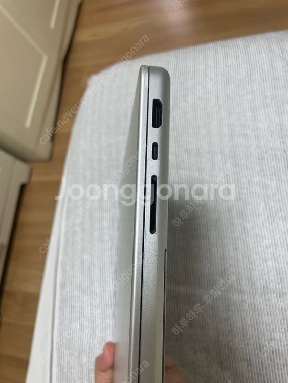 맥북프로 m3pro 16인치 18RAM 512SSD 실...--2
