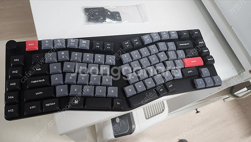 키크론 k15pro 팝니다. 적축 인체공학 키보드 앨리...--0