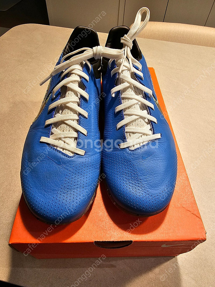 나이키 레전드9 프로tf 275사이즈--1