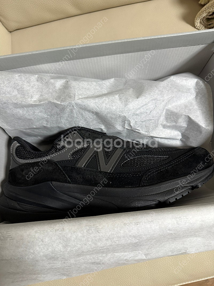 새상품) 뉴발란스 990v6 트리플블랙 255--0
