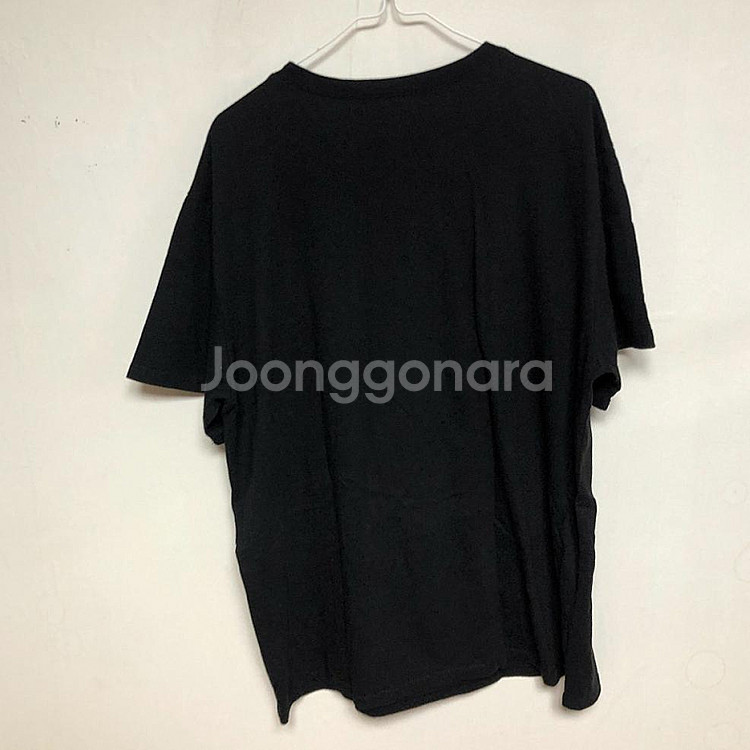 판매 꼼데가르송 남성 반팔티 105XL--2