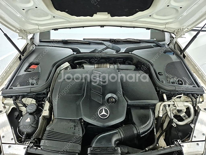 벤츠E-클래스 W213 E220d 아방가르드 (5인승)...--4