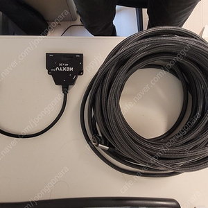HDMI 1:2 모니터 분배기(NEXT-0102SPC4K)+hdmi 케이블 팝니다..