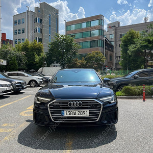 아우디 a6(c8) 45tfsi 프리미엄 퍼머넌트블루 전륜