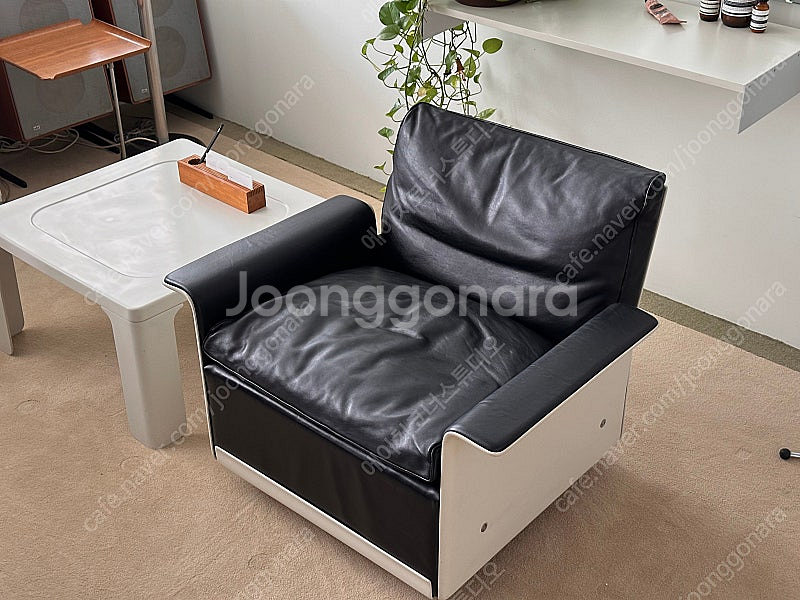 Dieter rams vitsoe 620 chair p...--2