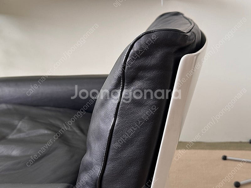 Dieter rams vitsoe 620 chair p...--5