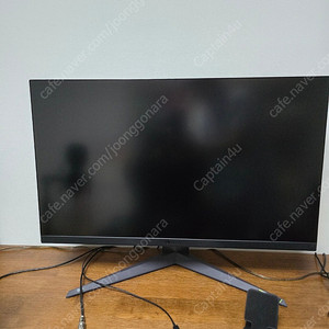 LG 32GQ850L 32인치 240HZ QHD 모니터 판매합니다.