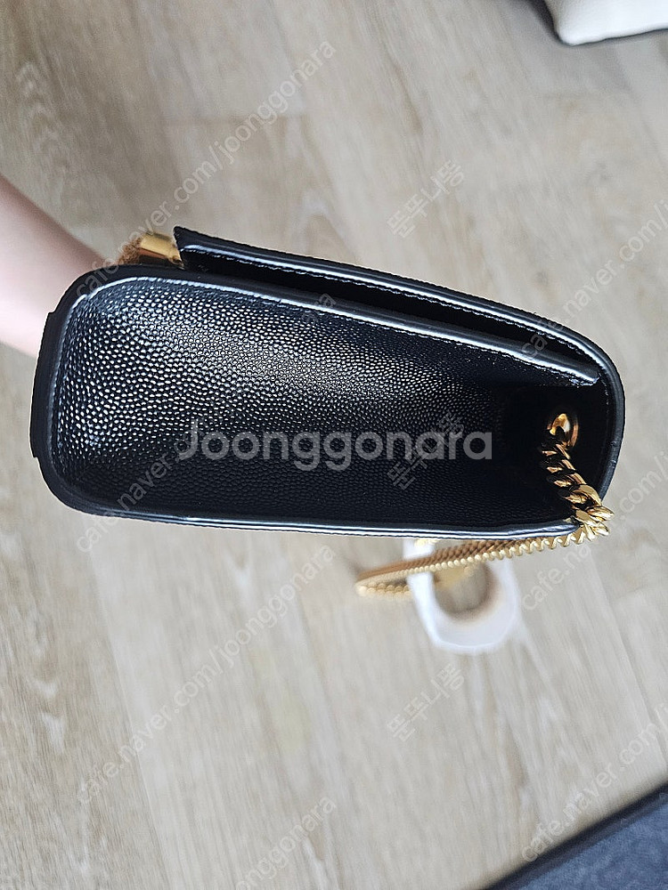 청주)입생로랑 테슬 검정 체인백 판매합니다.--1