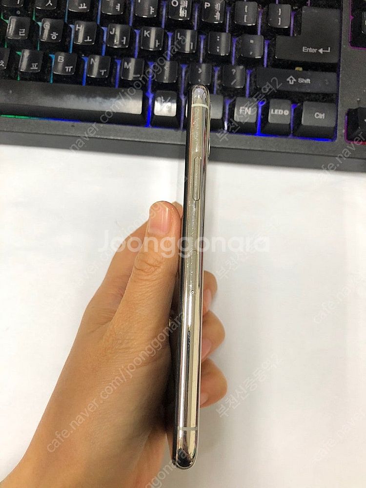 183641 아이폰11프로 화이트 A급 512GB 무잔...--5