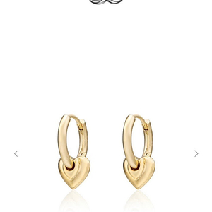 ssil | 에스실 하트 참 귀걸이 Love Heart Earring