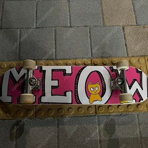 MEOW 스케이트보드 7.75인치 새상품