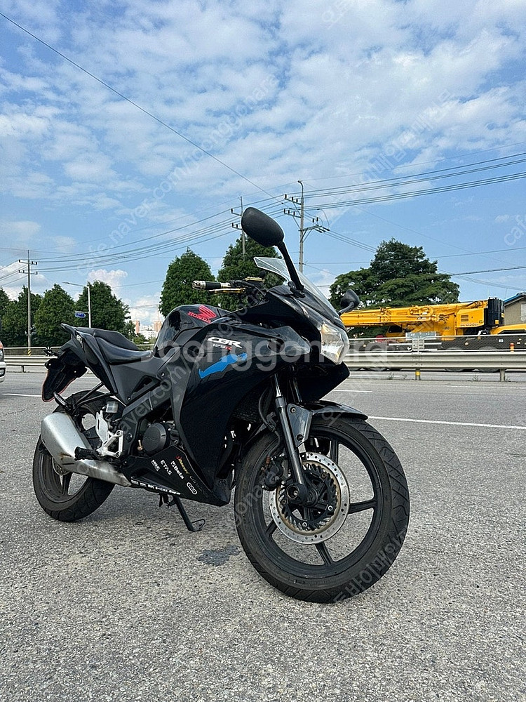 [점검완료]혼다 CBR125R 14년식 블랙 메뉴얼입문...--0