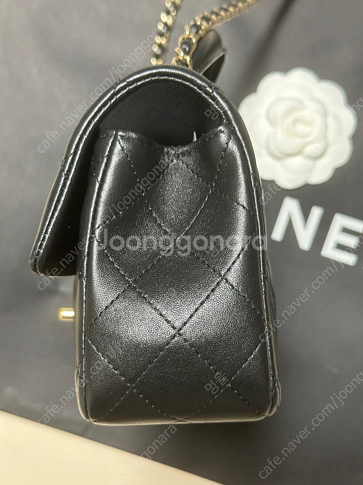 샤넬 뉴미니 탑핸들 블랙--1