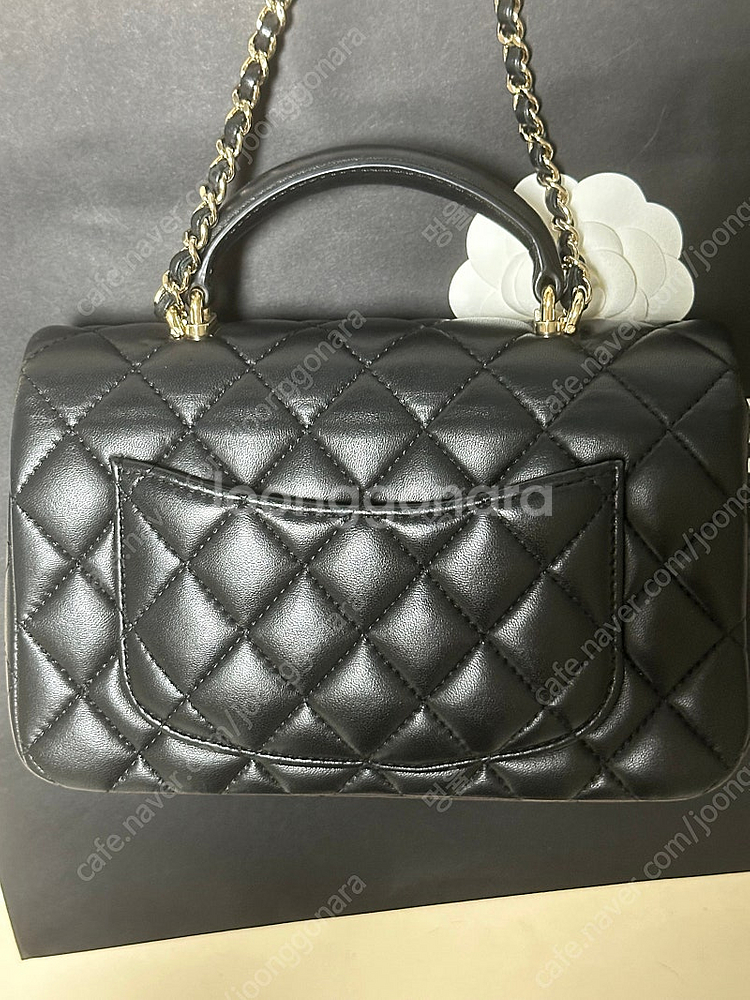 샤넬 뉴미니 탑핸들 블랙--3