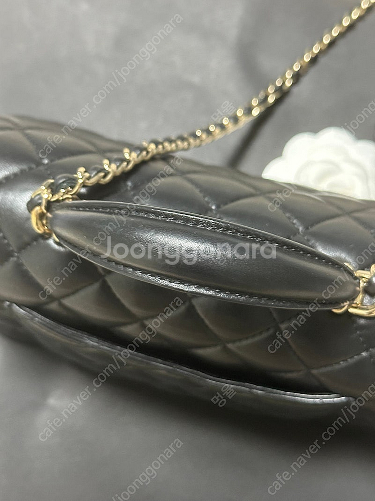 샤넬 뉴미니 탑핸들 블랙--4