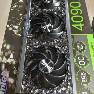 이엠텍 RTX 4090 게임락 OC 팝니다.