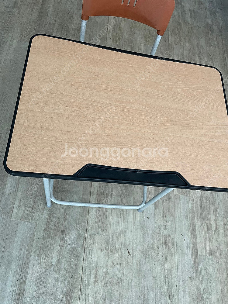 학교책상 의자세트 판매합니다--1