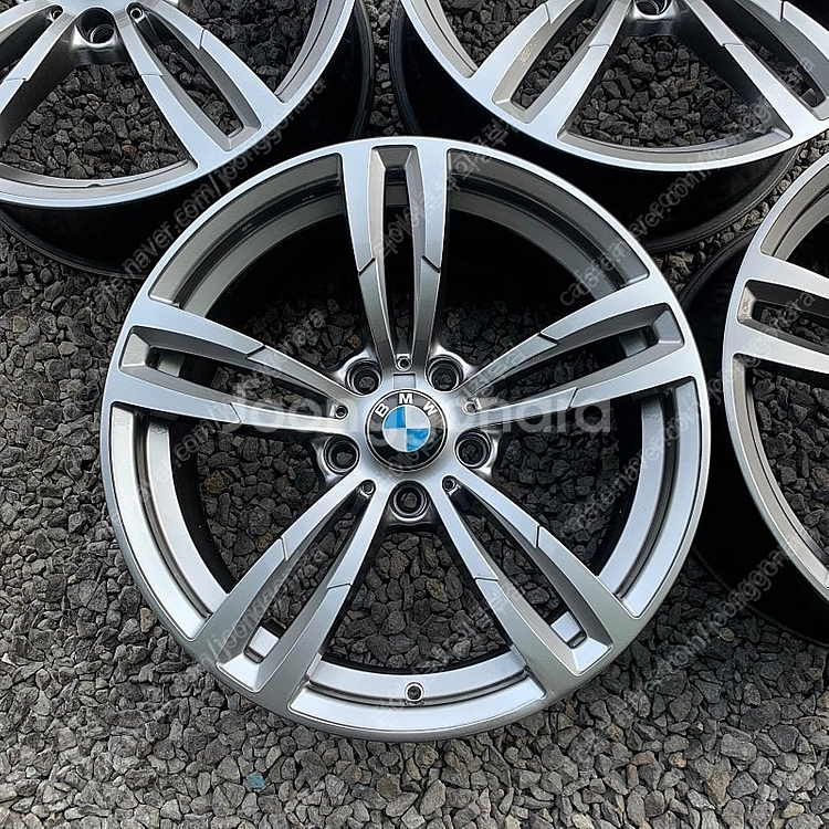 (판매)19인치 BMW M3.M4 하이퍼블랙 중고휠 한...--2