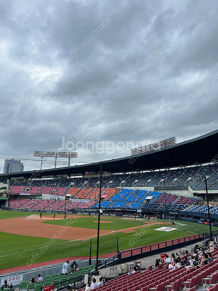 8월23일 잠실 두산vs한화 블루석 2장 판매--0