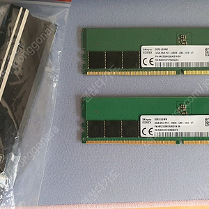 하이닉스 시금치 DDR5 램 32gb x 2개 판매합니다 (+방열판)