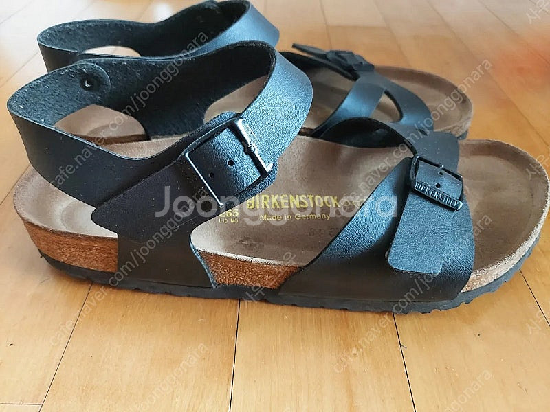 버켄스탁 밀라노 265 판매합니다--1