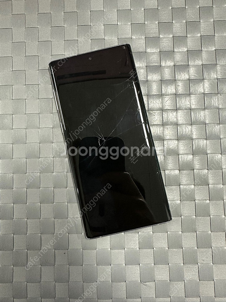 갤럭시노트10 256기가 화이트 액정파손 기능정상 8만...--4